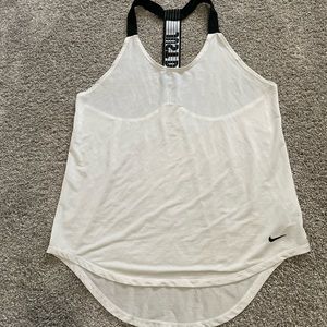 Nike women’s dry fit workout top